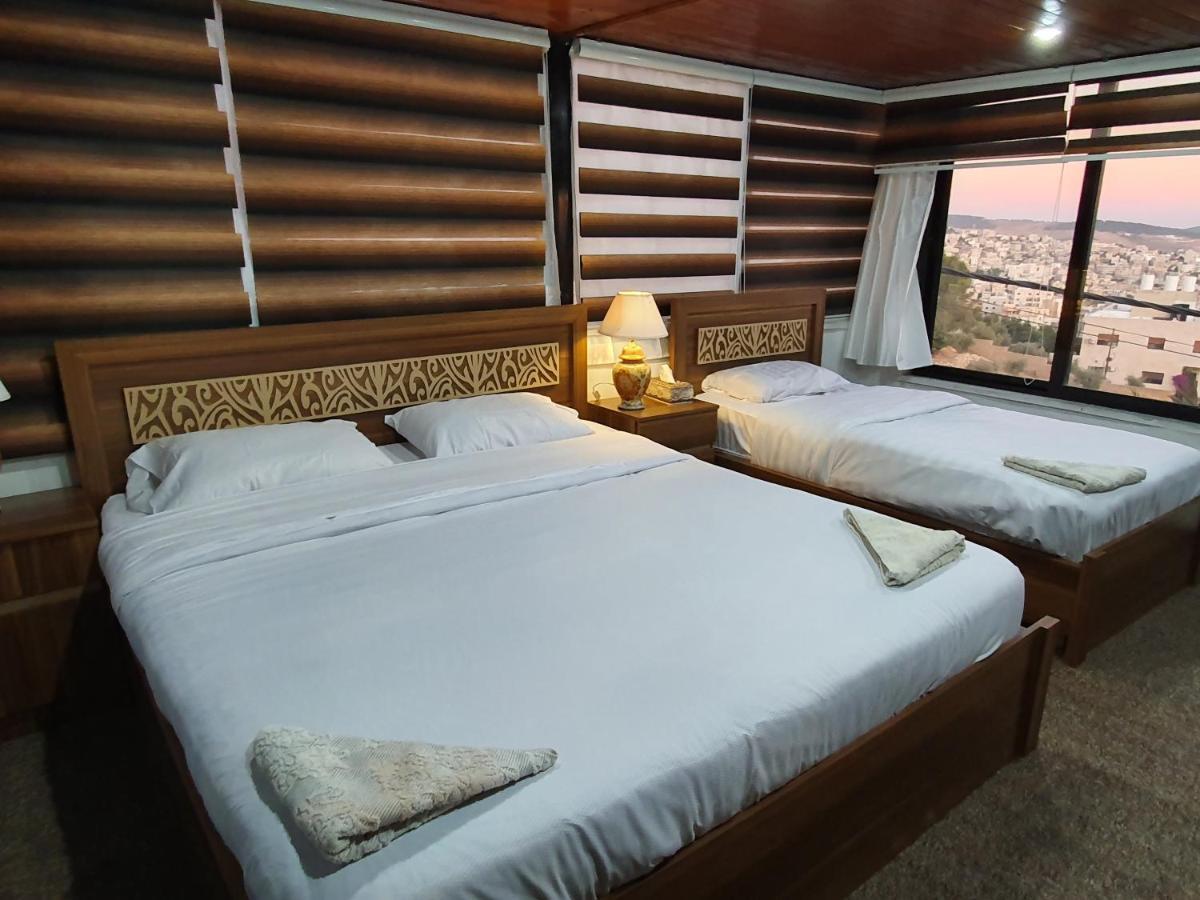 New Luxurious Modern Studio Apartment จีราช ภายนอก รูปภาพ
