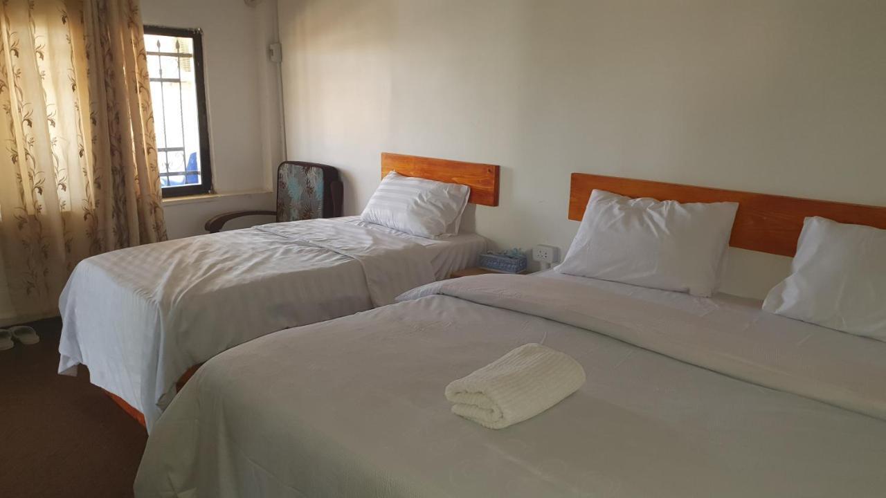 New Luxurious Modern Studio Apartment จีราช ภายนอก รูปภาพ